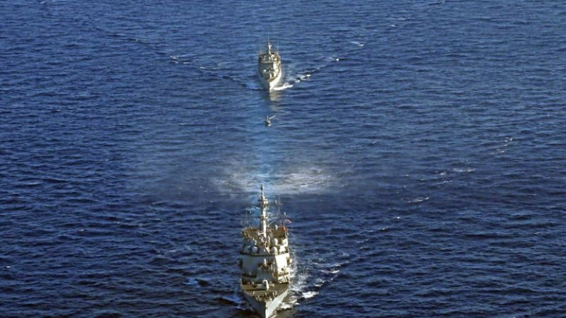 Два военни кораба на САЩ се сблъскаха край Южна Америка